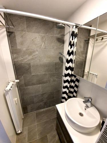 Minimalizem1 minimalizempomeri galerija7